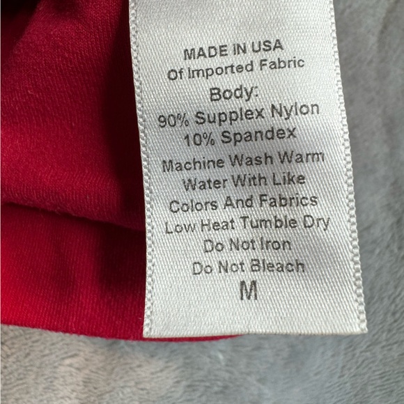 Rare Bombshell Sportswear Red Sports Bra Size Medium - Picture 10 of 11